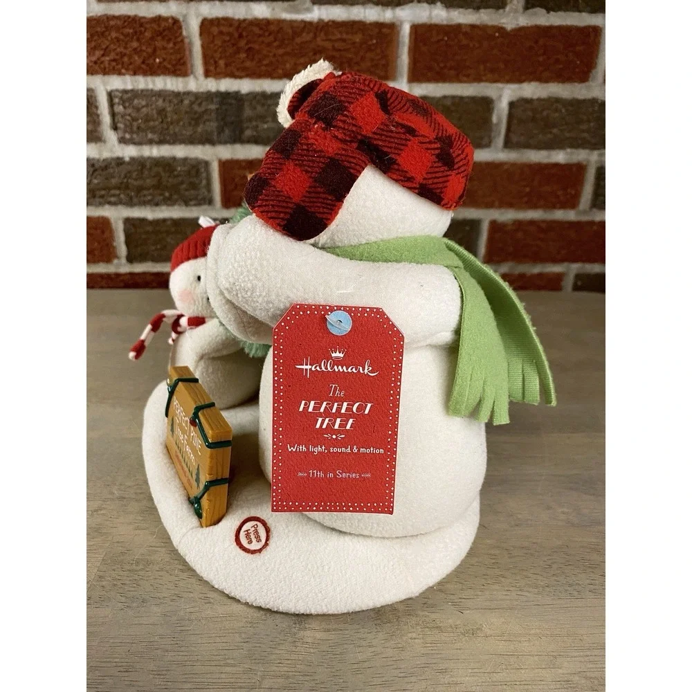 Hallmark 2014‎ Jingle Pals Perfect Pine Tree Farm Plush Animated Snowmen
